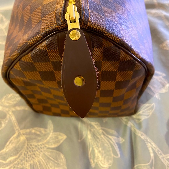 Authentic Louis Vuitton Damier Ebene Speedy 35 - Picture 6 of 11